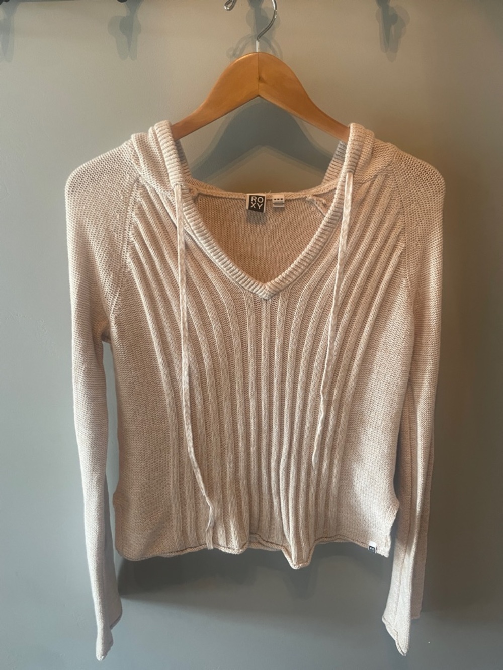 Roxy V-Neck Hoodie‎ Sweater in Light Beige Size Medium